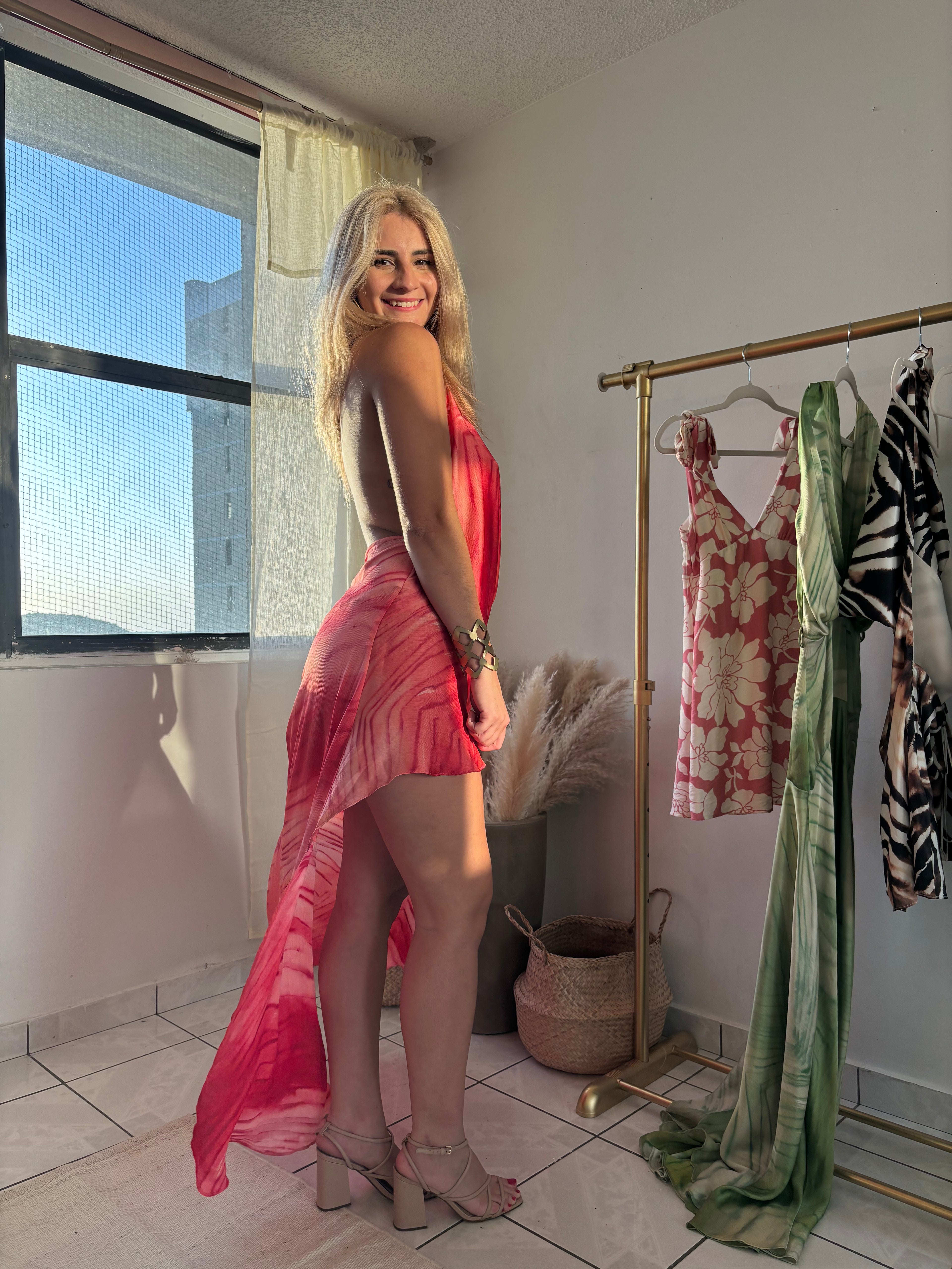Traje Fuego Rosa